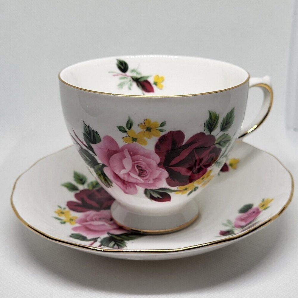 Queen Anne Ridgway Tea Cup And Saucer England Bone China Pink Red Roses 8289
